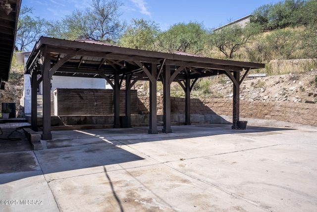 493 W Walnut Street, Nogales, AZ 85621