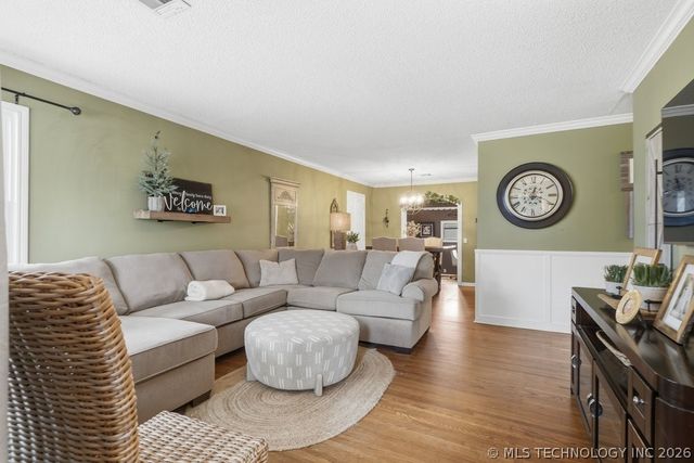 4149 S St Louis Avenue, Tulsa, OK 74105