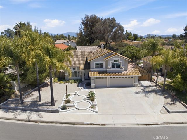 39864 Ranchwood Dr, Murrieta, CA 92563