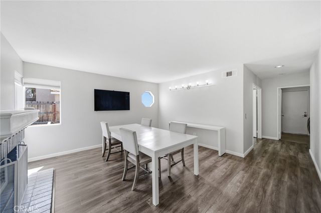 39864 Ranchwood Dr, Murrieta, CA 92563
