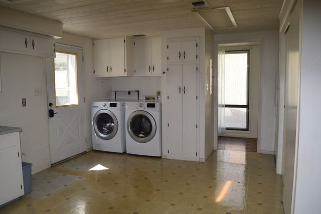 217 S Ball Dr, Kerrville, TX 78028