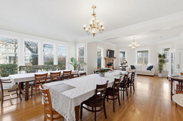 900 E Walnut Street, Springfield, MO 65806