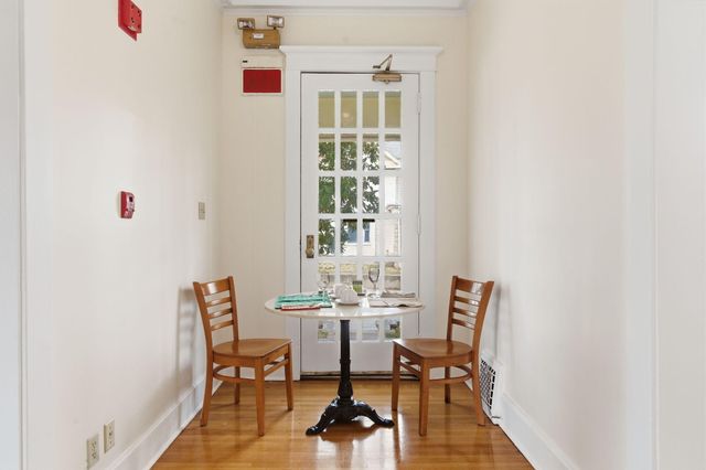 900 E Walnut Street, Springfield, MO 65806