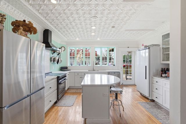 900 E Walnut Street, Springfield, MO 65806