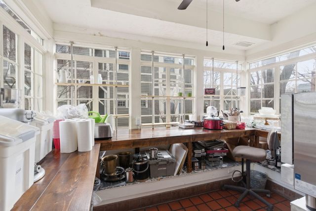 900 E Walnut Street, Springfield, MO 65806