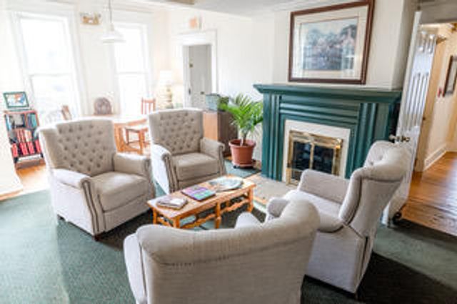 900 E Walnut Street, Springfield, MO 65806