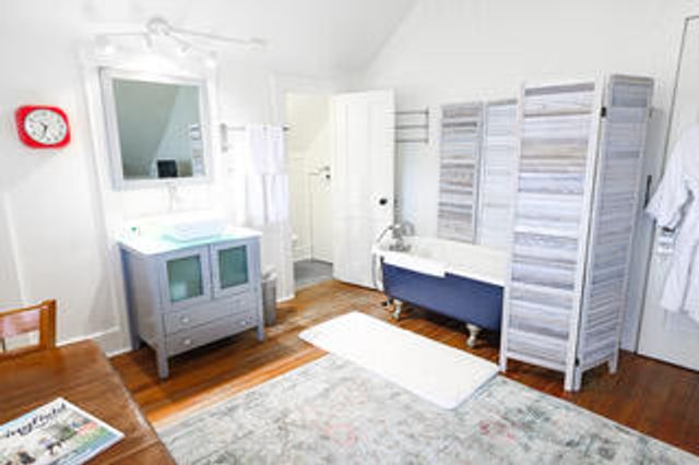 900 E Walnut Street, Springfield, MO 65806