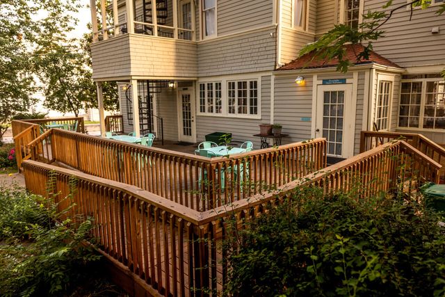 900 E Walnut Street, Springfield, MO 65806