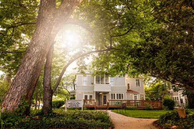 900 E Walnut Street, Springfield, MO 65806