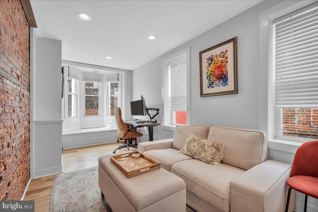 1238 E SUSQUEHANNA AVE, Philadelphia, PA 19125