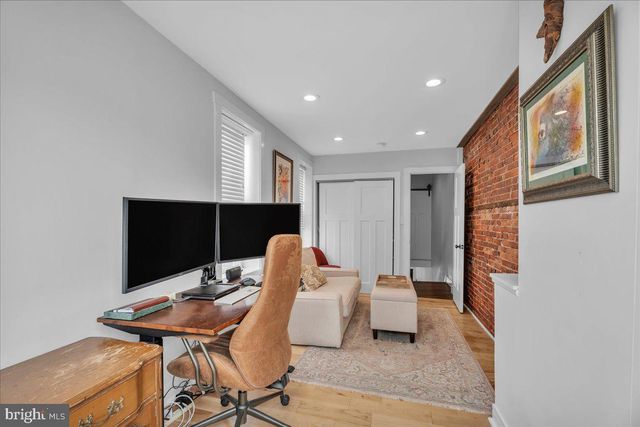 1238 E SUSQUEHANNA AVE, Philadelphia, PA 19125