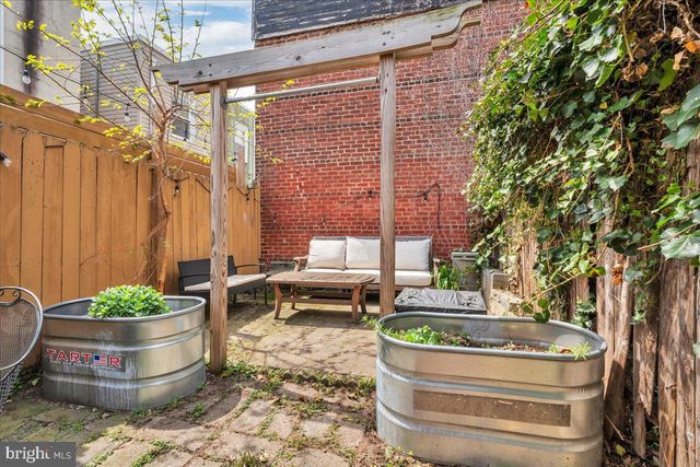 1238 E SUSQUEHANNA AVE, Philadelphia, PA 19125