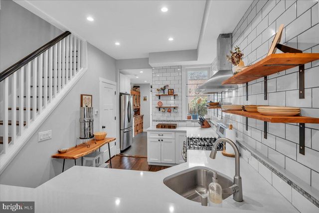 1238 E SUSQUEHANNA AVE, Philadelphia, PA 19125