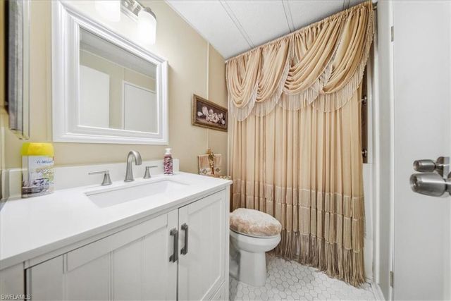 26257 Queen Mary LN, Bonita Springs, FL 34135