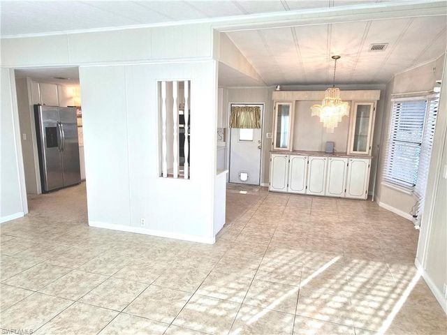 26257 Queen Mary LN, Bonita Springs, FL 34135