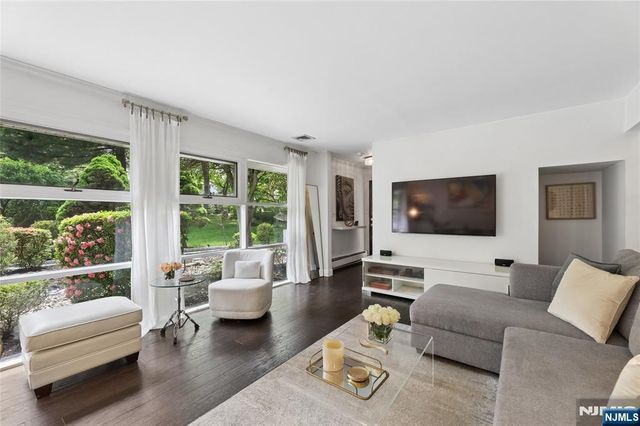 169 W Clinton Avenue, Tenafly, NJ 07670