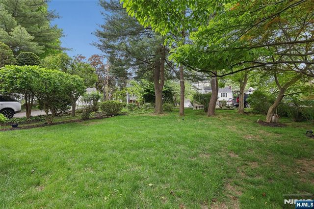 169 W Clinton Avenue, Tenafly, NJ 07670