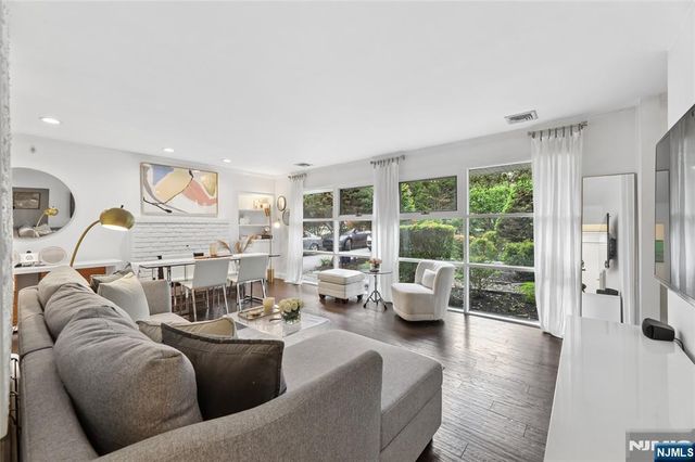 169 W Clinton Avenue, Tenafly, NJ 07670