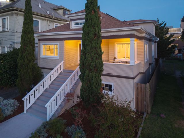 725 54Th St, Oakland, CA 94609