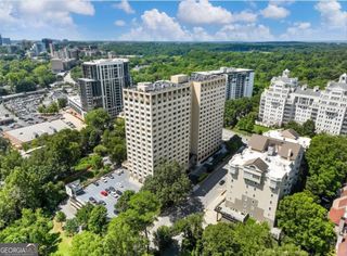 2479 Peachtree Road NE 611, Atlanta, GA 30305