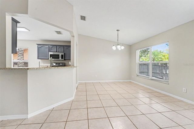 7603 SAVANNAH LANE, Tampa, FL 33637