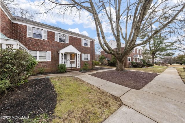105 Manor Drive 914, Red Bank, NJ 07701