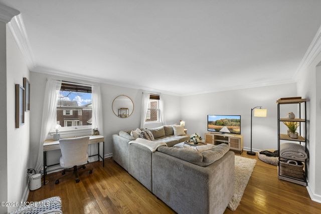 105 Manor Drive 914, Red Bank, NJ 07701