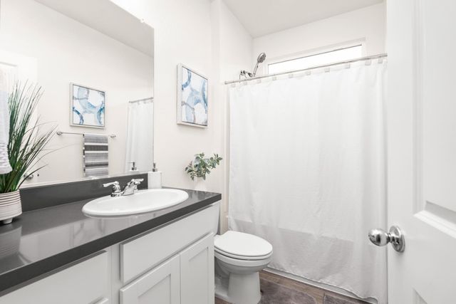 1983 Jamison Creek Way, Plumas Lake, CA 95961