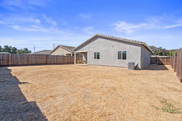 1983 Jamison Creek Way, Plumas Lake, CA 95961