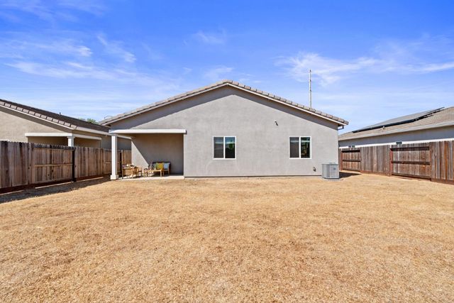 1983 Jamison Creek Way, Plumas Lake, CA 95961