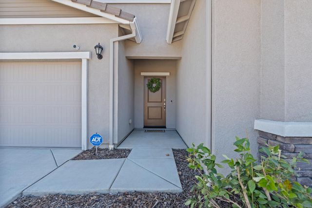1983 Jamison Creek Way, Plumas Lake, CA 95961