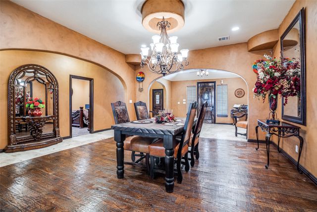 308 Sheri Lane, Roanoke, TX 76262