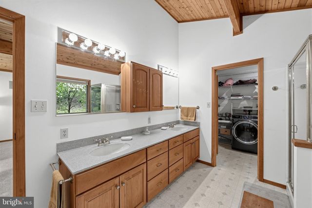194 STARR RD, Newark, DE 19711