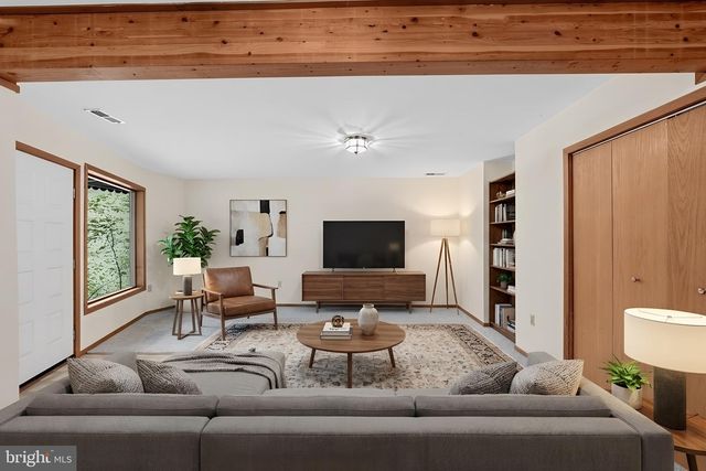 194 STARR RD, Newark, DE 19711