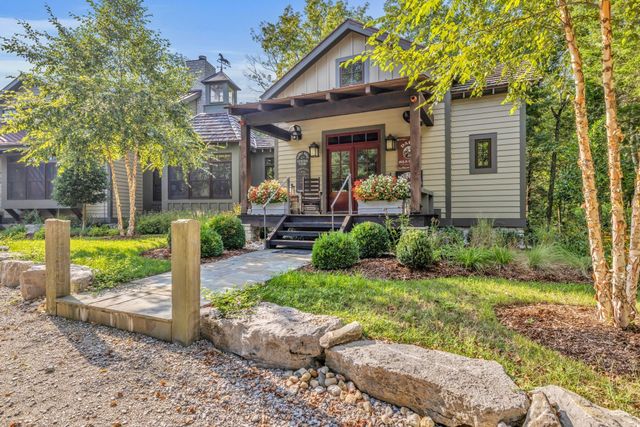 4701 Blue Creek Rd, Lynnville, TN 38472