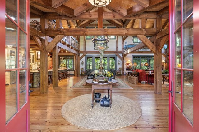 4701 Blue Creek Rd, Lynnville, TN 38472