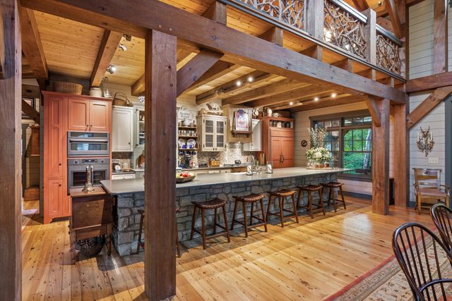 4701 Blue Creek Rd, Lynnville, TN 38472