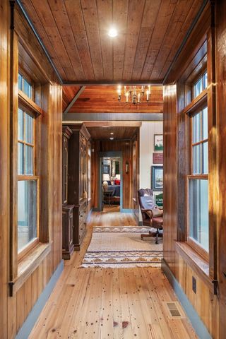 4701 Blue Creek Rd, Lynnville, TN 38472