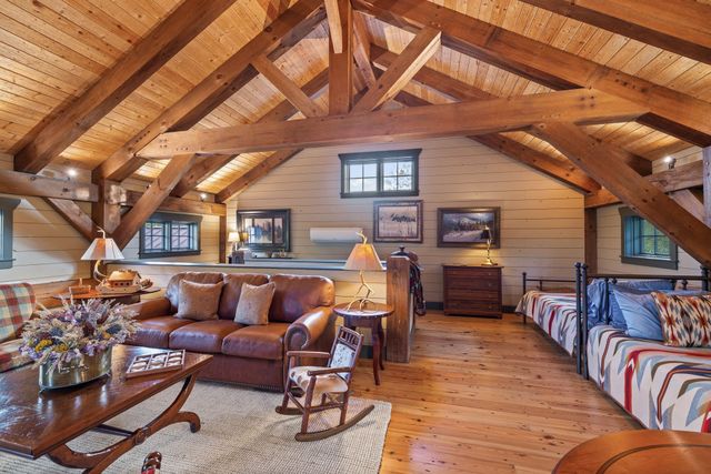 4701 Blue Creek Rd, Lynnville, TN 38472