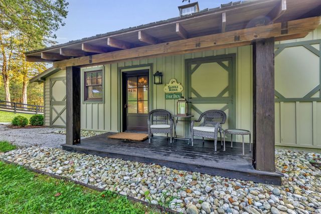 4701 Blue Creek Rd, Lynnville, TN 38472