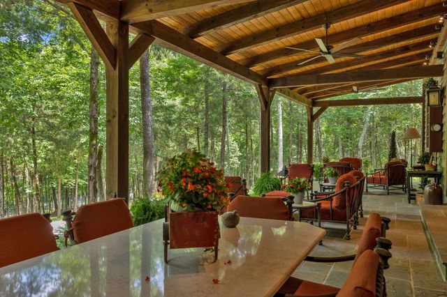 4701 Blue Creek Rd, Lynnville, TN 38472