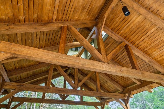 4701 Blue Creek Rd, Lynnville, TN 38472