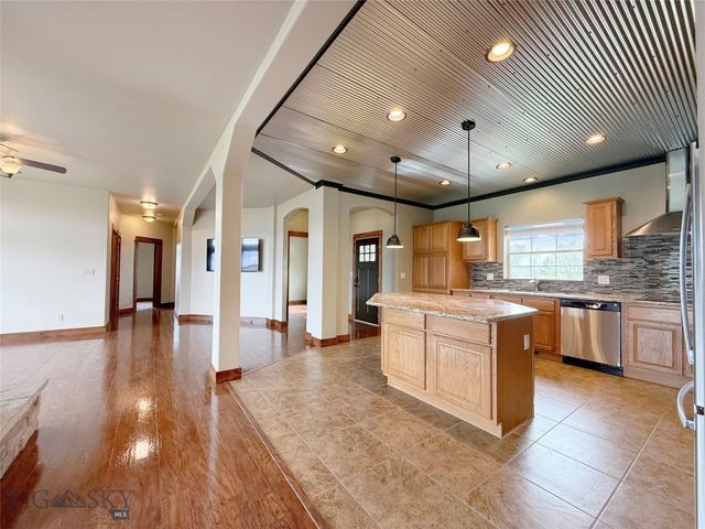 395 Parker Drive, Belgrade, MT 59714