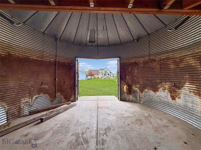 395 Parker Drive, Belgrade, MT 59714