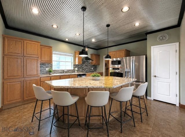 395 Parker Drive, Belgrade, MT 59714
