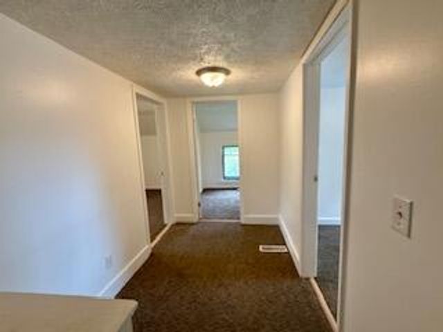 824 Cross Street, Lansing City, MI 48915