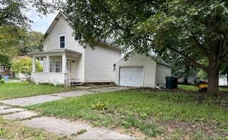 824 Cross Street, Lansing City, MI 48915