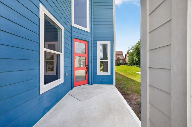 115 Capetown Lane, Conroe, TX 77356