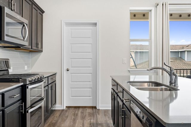 7609 Frida BND, Austin, TX 78744