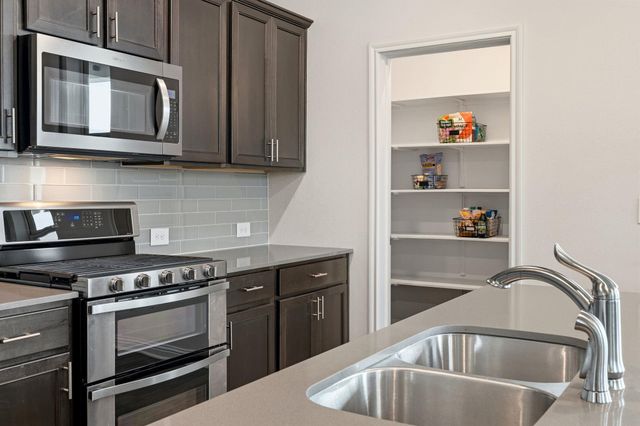 7609 Frida BND, Austin, TX 78744